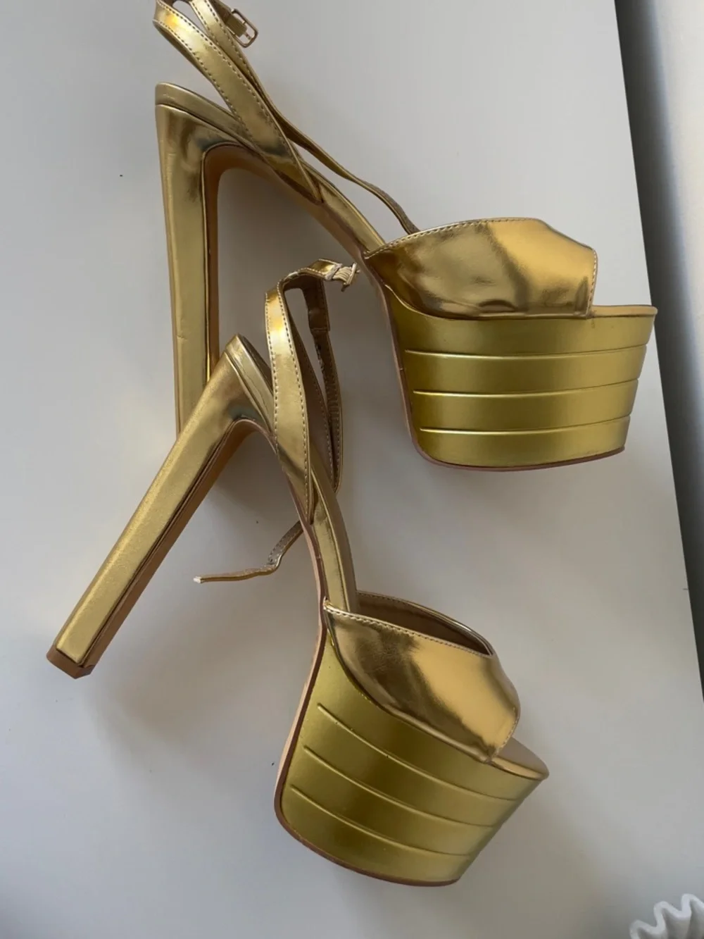 Ego Gold Platform - Picture 2 of 5